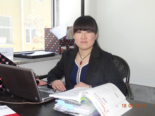 马春娜副教授获2019校级教学示范名师