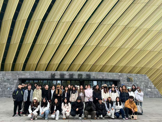 冰雪丝路学院服装与服饰设计专业...