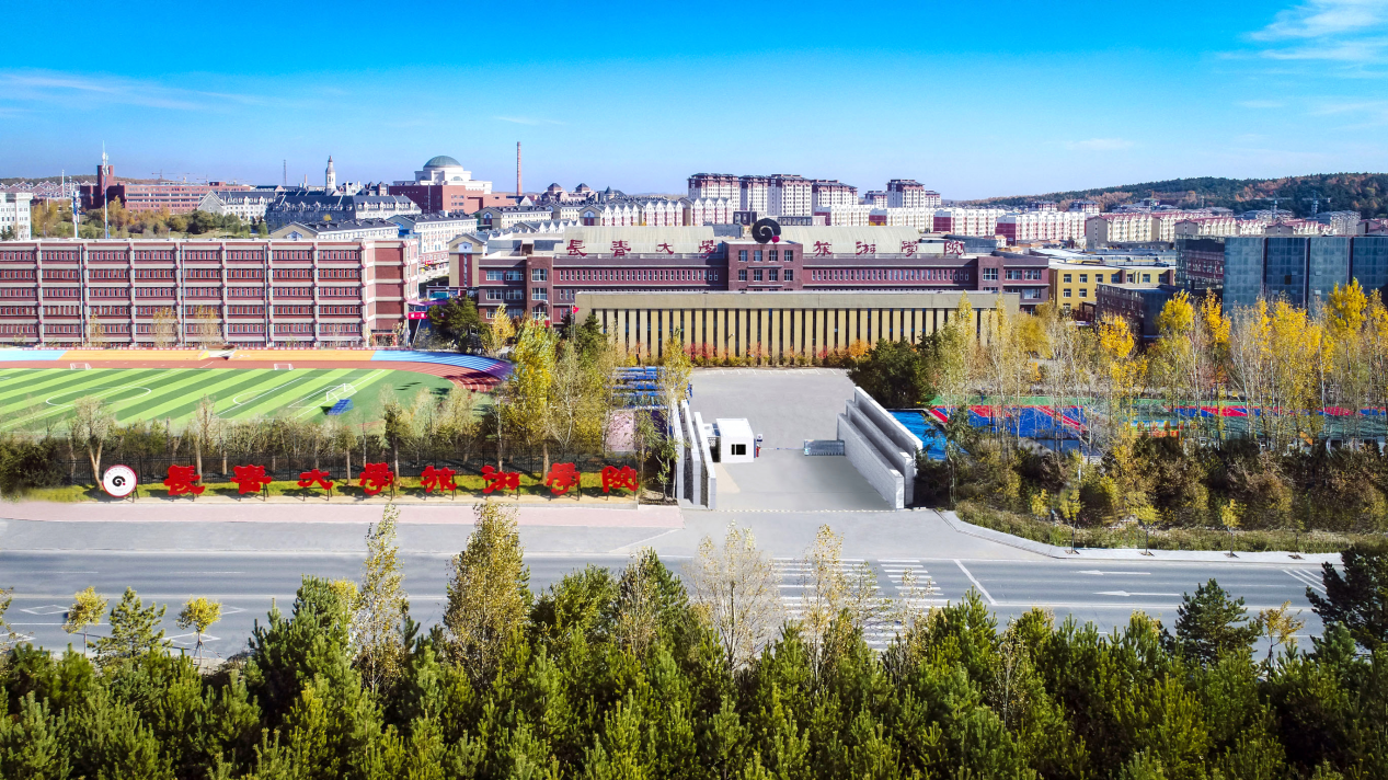 学校全景